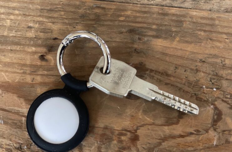 ESR, il porta AirTag in pronta consegna che non vi costa come AirTag