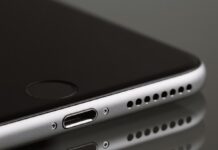 Apple brevetta un materiale per migliorare l’audio dell’altoparlante di iPhone Apple ha brevettato un materiale per migliorare l’audio dell’altoparlante integrato