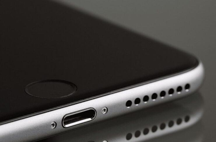 Apple ha brevettato un materiale per migliorare l’audio dell’altoparlante integrato