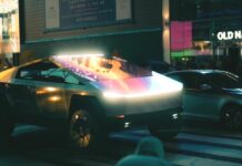 Tesla Cybertruck sconvolge le strade di New York