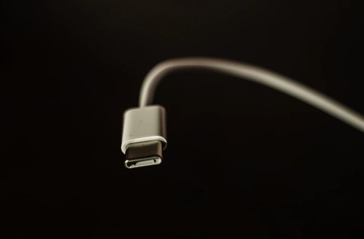 Le nuove specifiche USB-C offriranno fino a 240W di potenza