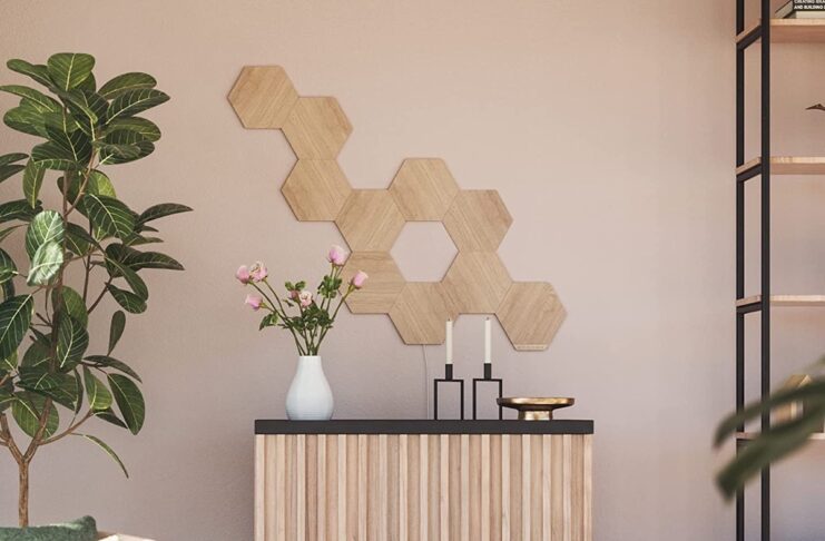 I pannelli Nanoleaf adesso con un accento in legno
