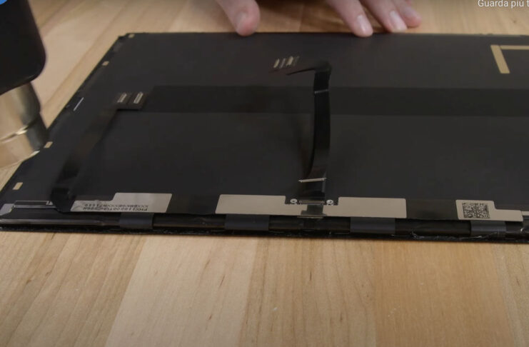 iFixit ha iniziato lo smontaggio dell’iPad Pro M1