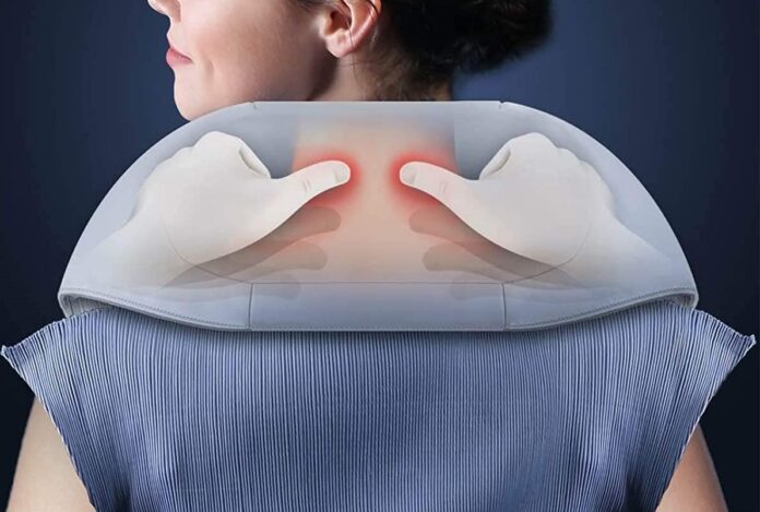 Prendetevi cura di voi stessi, il massaggiatore da collo al 50% a 29,90  euro