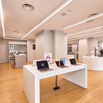 Apre in centro a Catania R-Store, Rivenditore Premium Apple (Apple Premium Reseller)