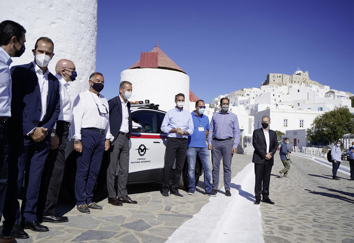 Grecia, sull’isola di Stampalia avviata la transizione completa alla mobilità elettrica