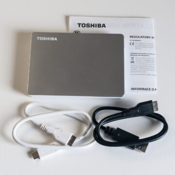 Recensione Toshiba Canvio Flex 2021, bel design in un formato conveniente