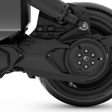 BMW CE 04, mobilità urbana a due ruote a propulsione elettrica