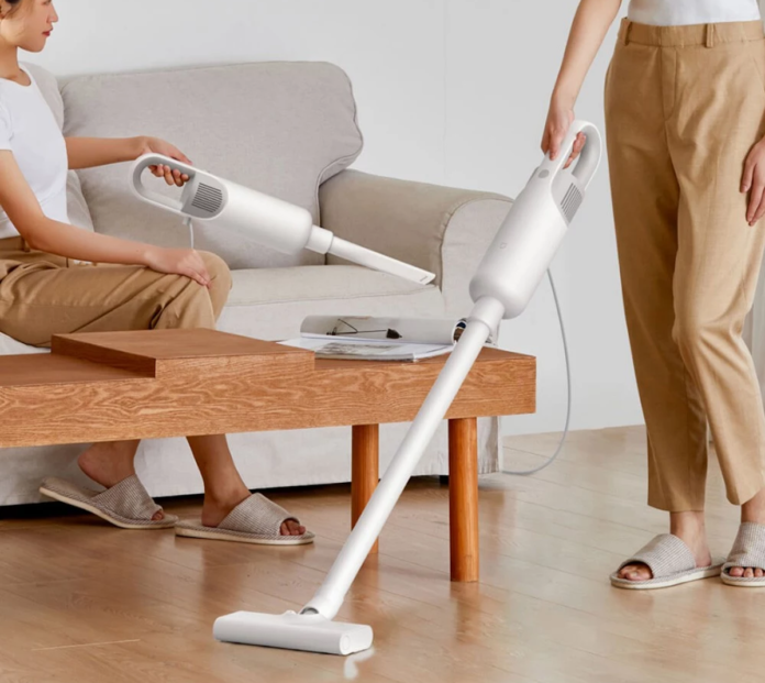Minimo storico per l’aspirapolvere Xiaomi Mijia, il clone Dyson stile minimal adesso a 50 euro