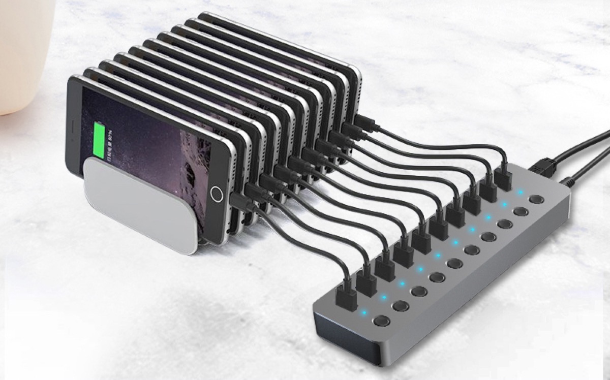 RUNFENGTE aggiunge 10 porte USB su qualsiasi Macbook a soli 40 euro