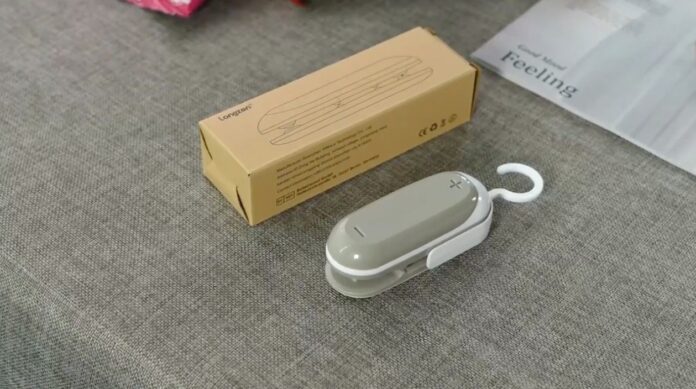 Su Amazon mini sigillatore smart portatile per sacchetti a soli 8.99€