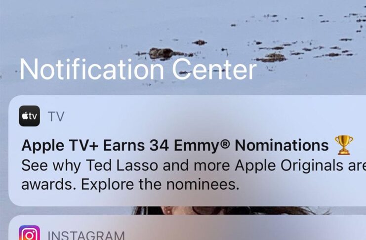 Apple ha mandato notifiche push non richieste per le nomination agli Emmy