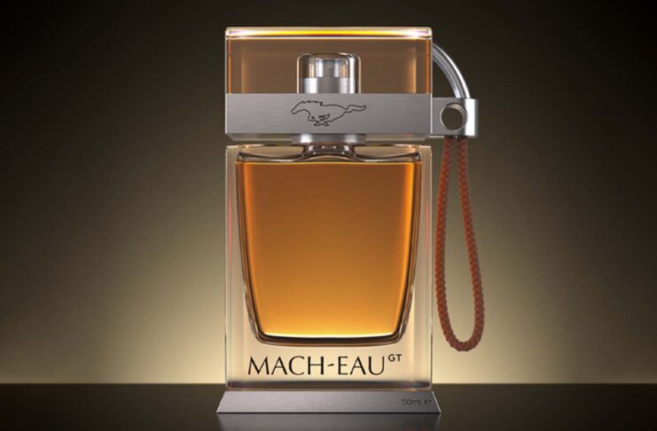 Ford, una fragranza per i “nostalgici” della benzina che scelgono l’elettrico