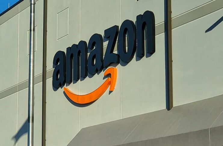 Amazon vuole aprire grandi magazzini fisici