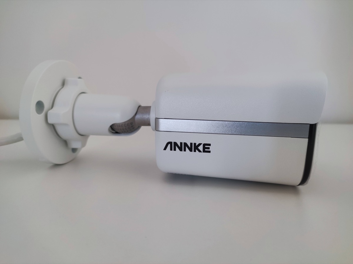 In prova ANNKE NC400, la camera di sicurezza che vi fa vedere i colori al buio