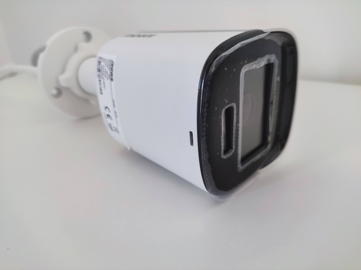 In prova ANNKE NC400, la camera di sicurezza che vi fa vedere i colori al buio