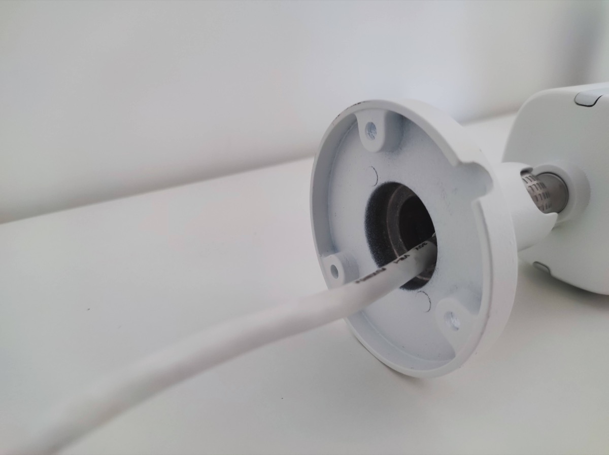 In prova ANNKE NC400, la camera di sicurezza che vi fa vedere i colori al buio