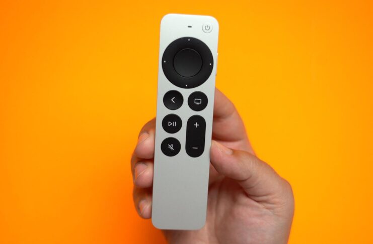 Apple TV, aggiornato il firmware del Siri Remote