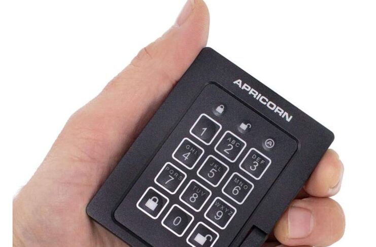Apricorn Aegis Padlock è un SSD esterno con PIN per la decodifica