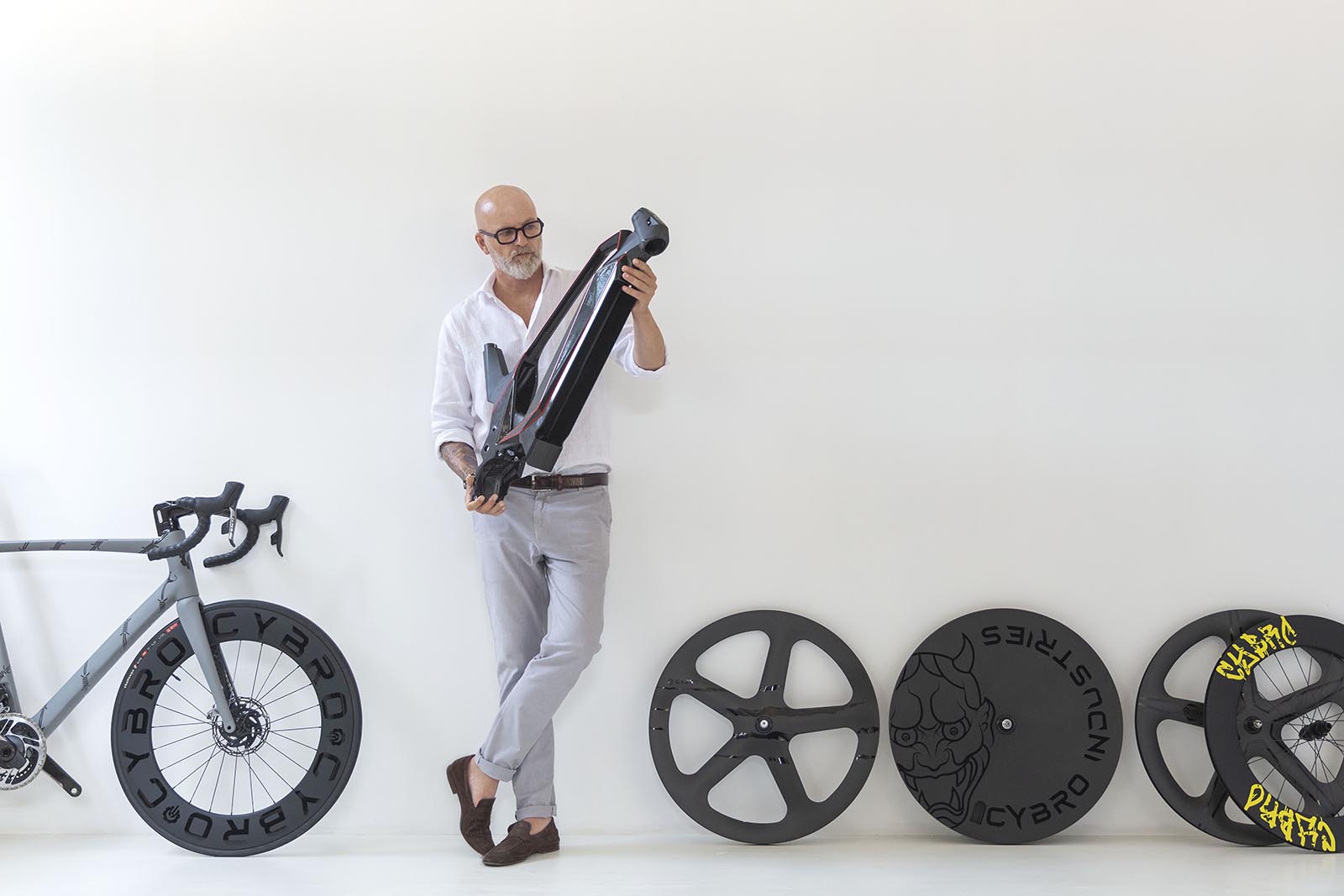 Cybro propone bici custom e high-tech realizzate da artisti del telaio