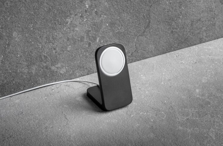 Nomad lancia il supporto MagSafe per ricaricare iPhone 12