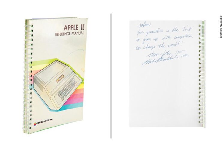 Un manuale dell’Apple II firmato da Steve Jobs venduto per 800.000$