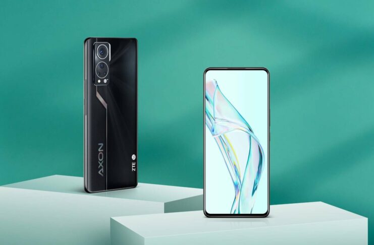 ZTE Axon 30 è lo smartphone con camera sotto il display a 499 euro