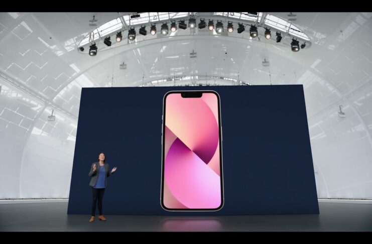 Apple presenta iPhone 13 con notch più piccolo