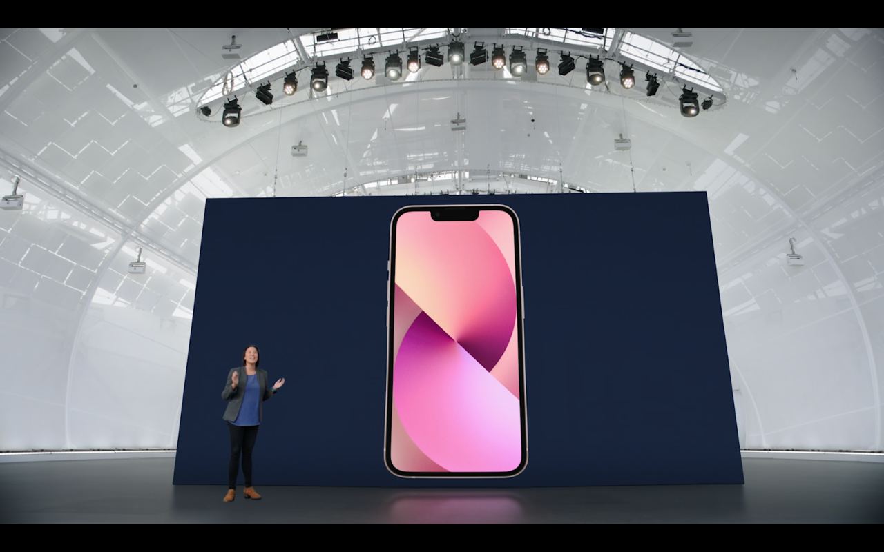 Apple presenta iPhone 13 con notch più piccolo Apple presenta iPhone 13 con notch più piccolo