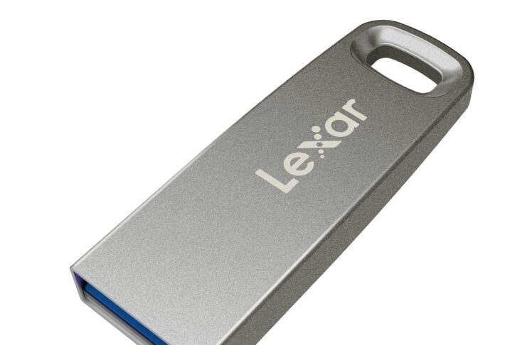 Lexar JumpDrive M45 è la chiavetta USB con stile e prestazioni