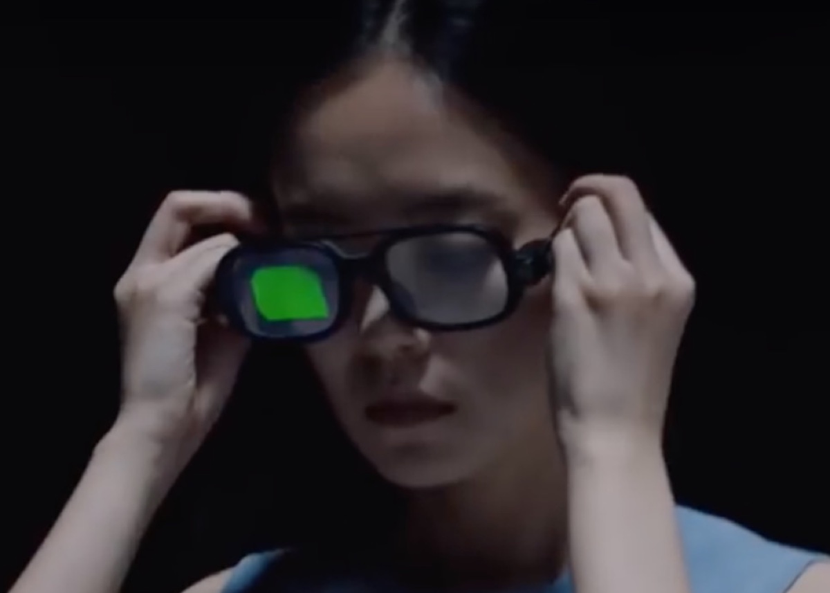 Google studia anello e bracciale per controllare occhiali smart