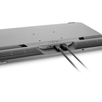 Cintiq Pro Cable connection 895