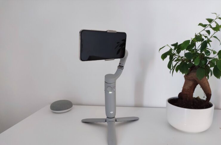 Recensione DJI OM5, il gimbal che vola alto