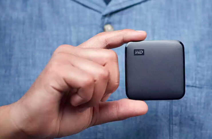 Recensione WD Elements SE SSD, il piccolo disco di WD che definisce il concetto di portatile
