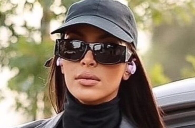 beats fit pro kardashian ico1