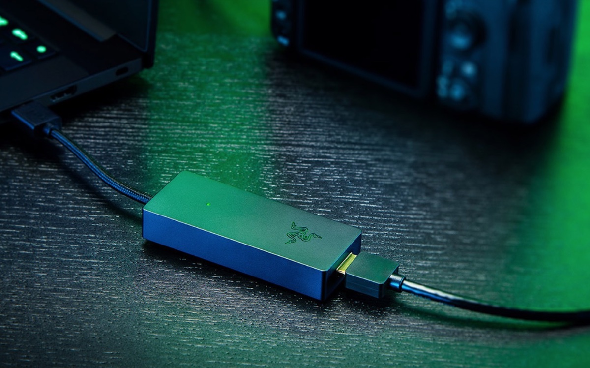 Razer fa brillare gli streamer con Kiyo e Ripsaw X Razer fa brillare gli streamer con Kiyo e Ripsaw X