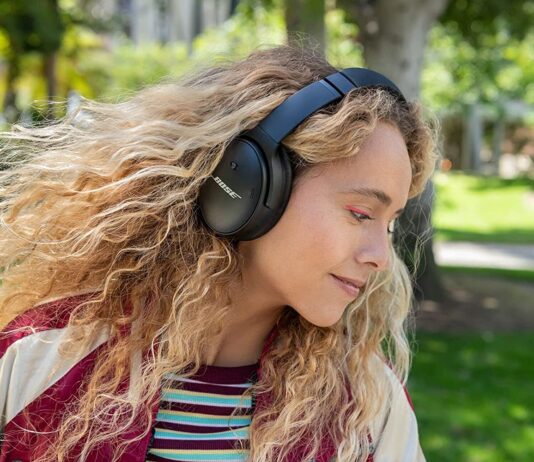 Le Cuffie Bose QuietComfort a 179,95 Bose QuietComfort 45 con oltre 70 euro di sconto su Amazon