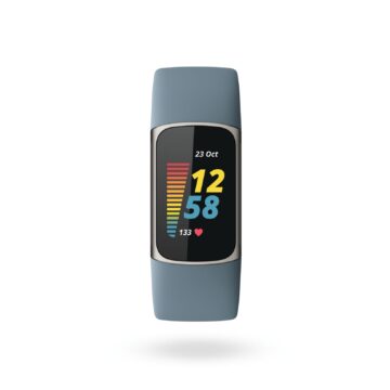 Fitbit Charge 5 70