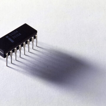 Intel 4004 celebra 50 anni il primo processore anche un po’ italiano