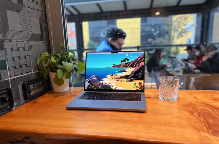 Recensione Apple MacBook Pro 14 2021, la nostra prova su strada