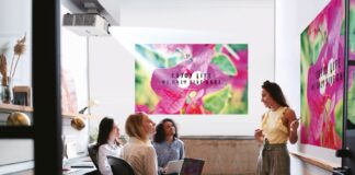 Panasonic PT-VMZ71 è la nuova serie di proiettori per aziende e scuole