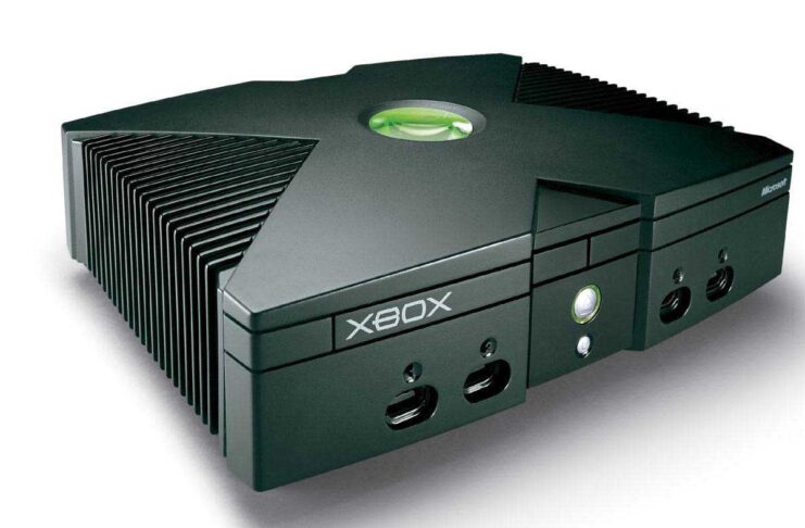 Anche l’Xbox festeggia venti anni
