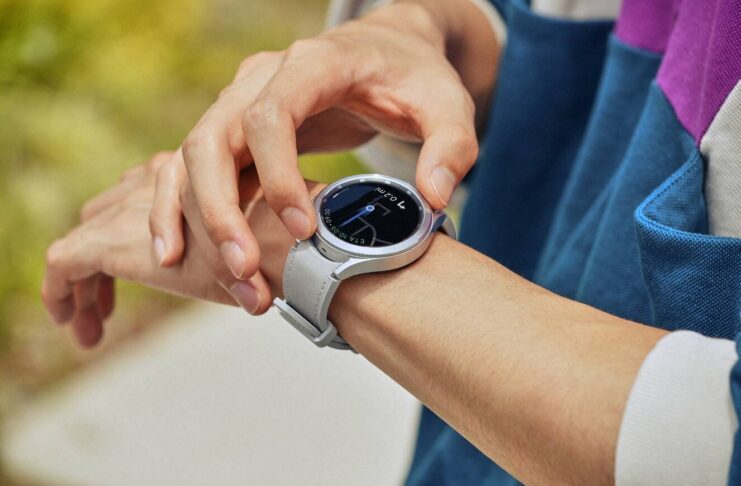 Con Galaxy Watch 4 Samsung accorcia su Apple, ma per poco