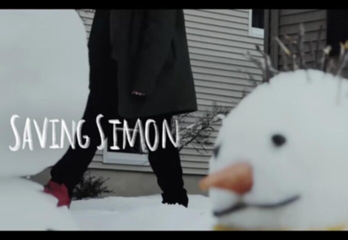 ‘Saving Simon’ è lo spot natalizio dedicato a iPhone 13 Pro