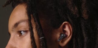 Nothing ear (1) arrivano anche in Black Edition