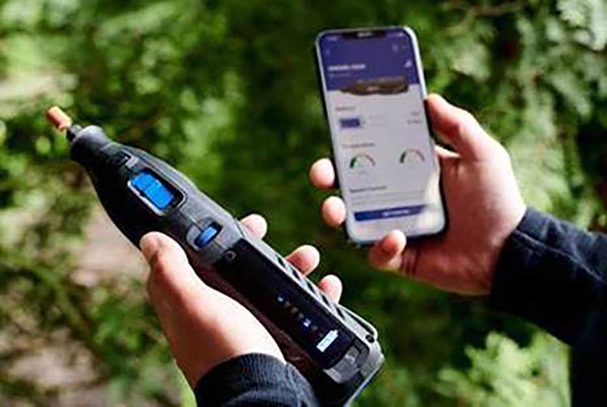 Dremel 8260 è il primo multiutensile smart con Bluetooth Dremel 8260 è il primo multiutensile smart con Bluetooth