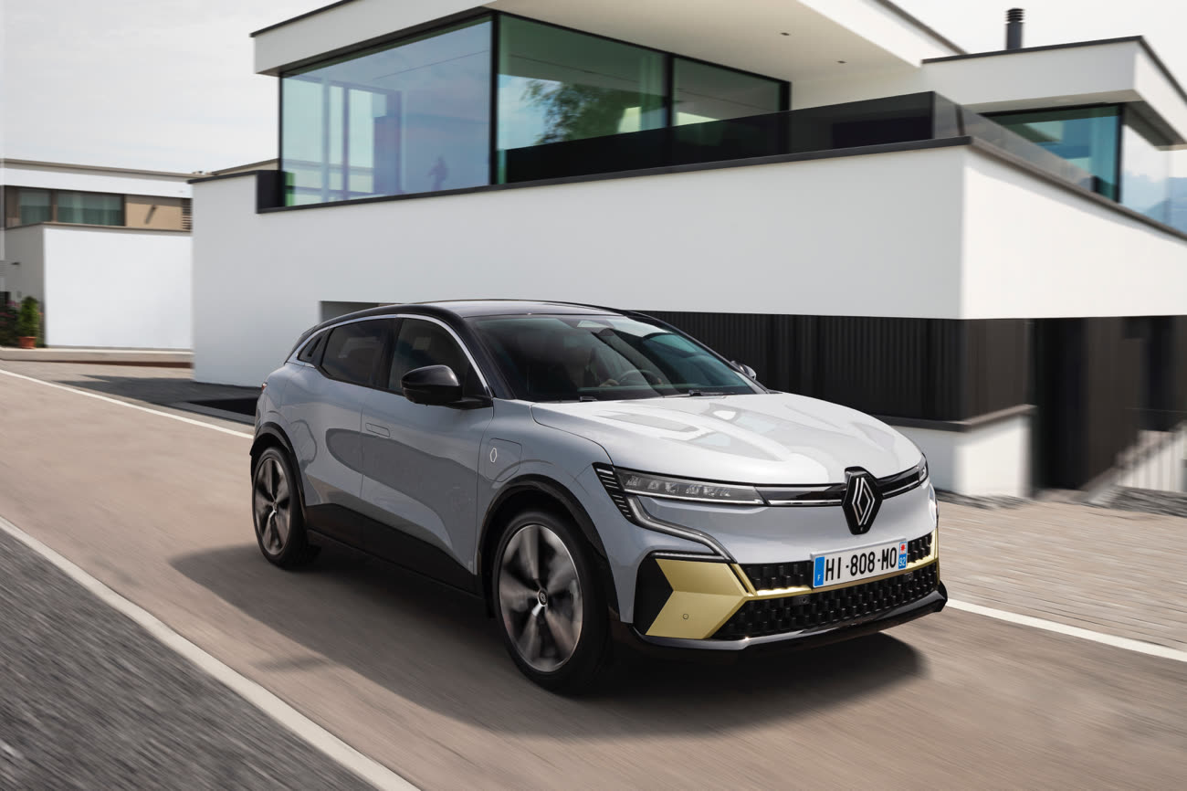 Renault, la Megane electric in Italia a partire da 37.100 euro