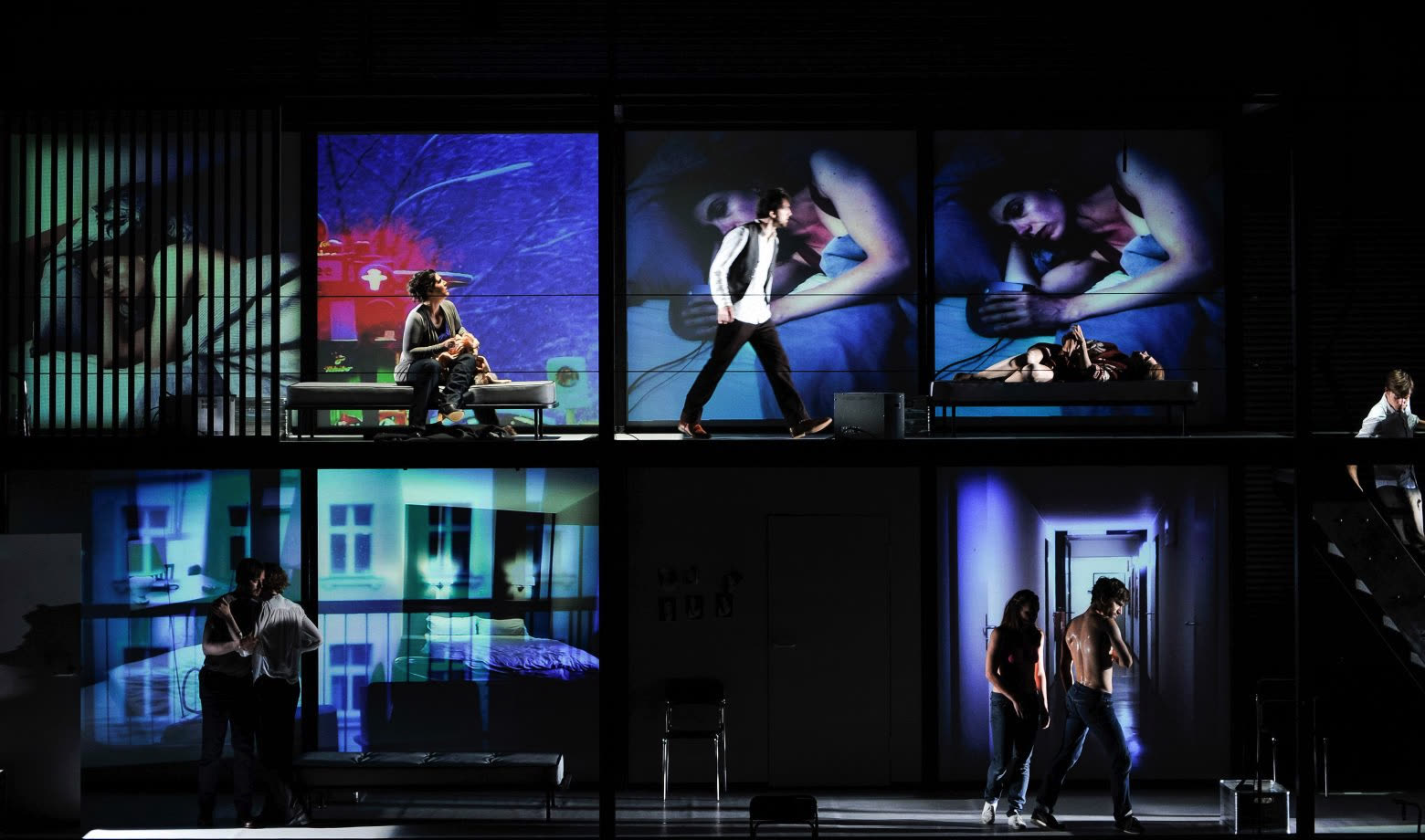 macOS 12 Monterey, il puntino arancine che segnala l’uso del microfono è un problema per alcuni utenti