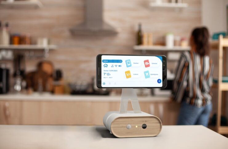 Arriva Adriano, per trasformare vecchi smartphone e tablet in hub per la casa smart