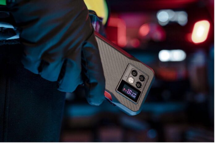 Doogee V20, dal 21 febbraio a 299 euro il rugged che non ti aspetti